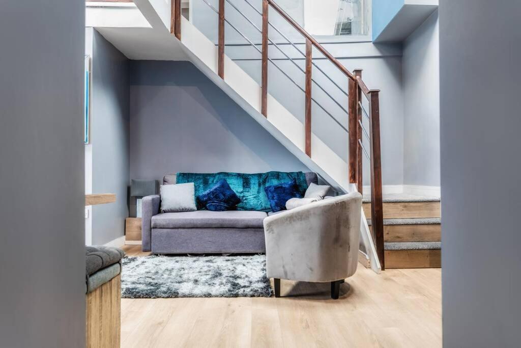 Darlington Luxury Penthouse Apartment Exterior photo