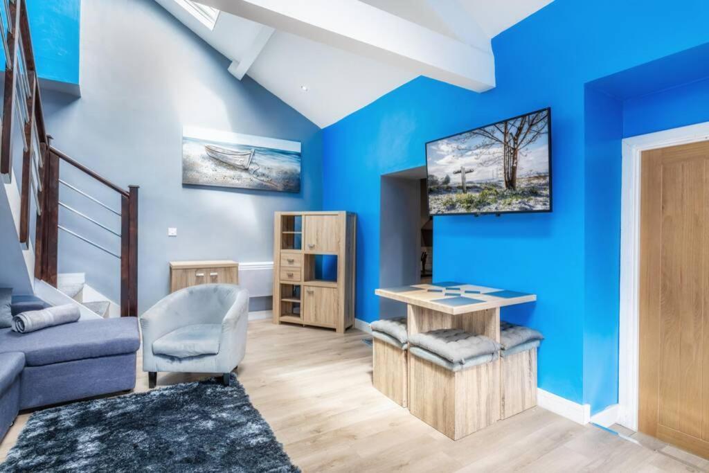 Darlington Luxury Penthouse Apartment Exterior photo